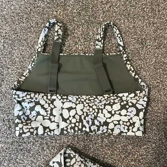 Workout Set - Picture 5 of 5